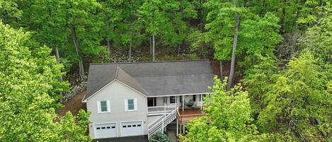 House (Multiple Bedrooms) | Interior