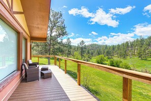 House (3 Bedrooms) | Interior - Wyoming Nature Retreat: 19 Mi To Devils Tower (Moorcroft)