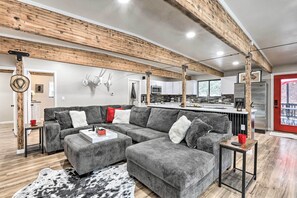 House (3 Bedrooms) | Front of property