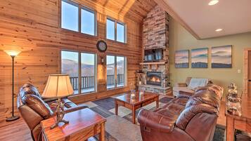 House (3 Bedrooms) | Depan hartanah