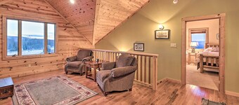 Spacious Slaty Fork Home ~ 12 Mi to Snowshoe