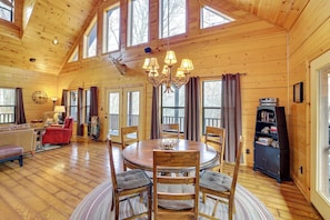 House (4 Bedrooms) | Interior - Spacious & Secluded Cabin: 25 Mi to Bentonville! (Sulphur Springs)