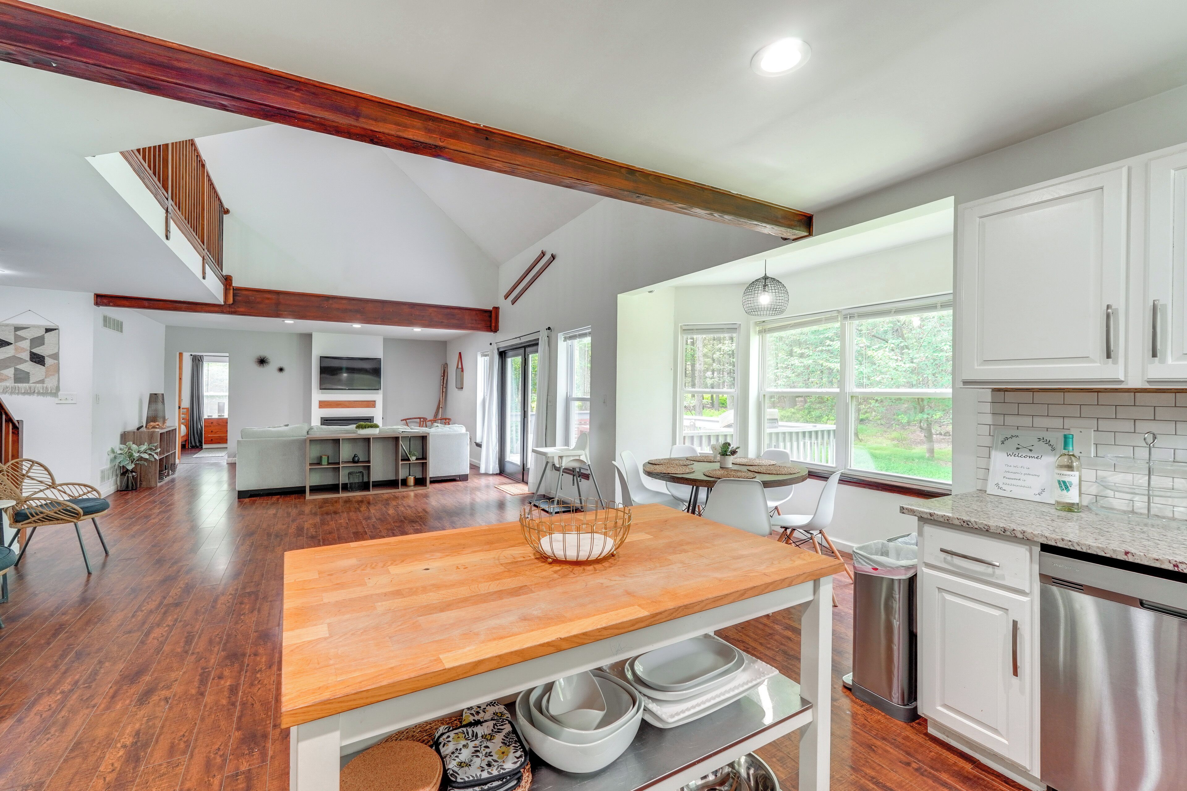 House (4 Bedrooms) | Interior