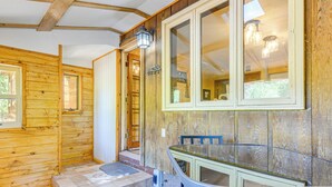 Interior - Family-friendly House: Fish, Hike, Bike & More! (South Fork)