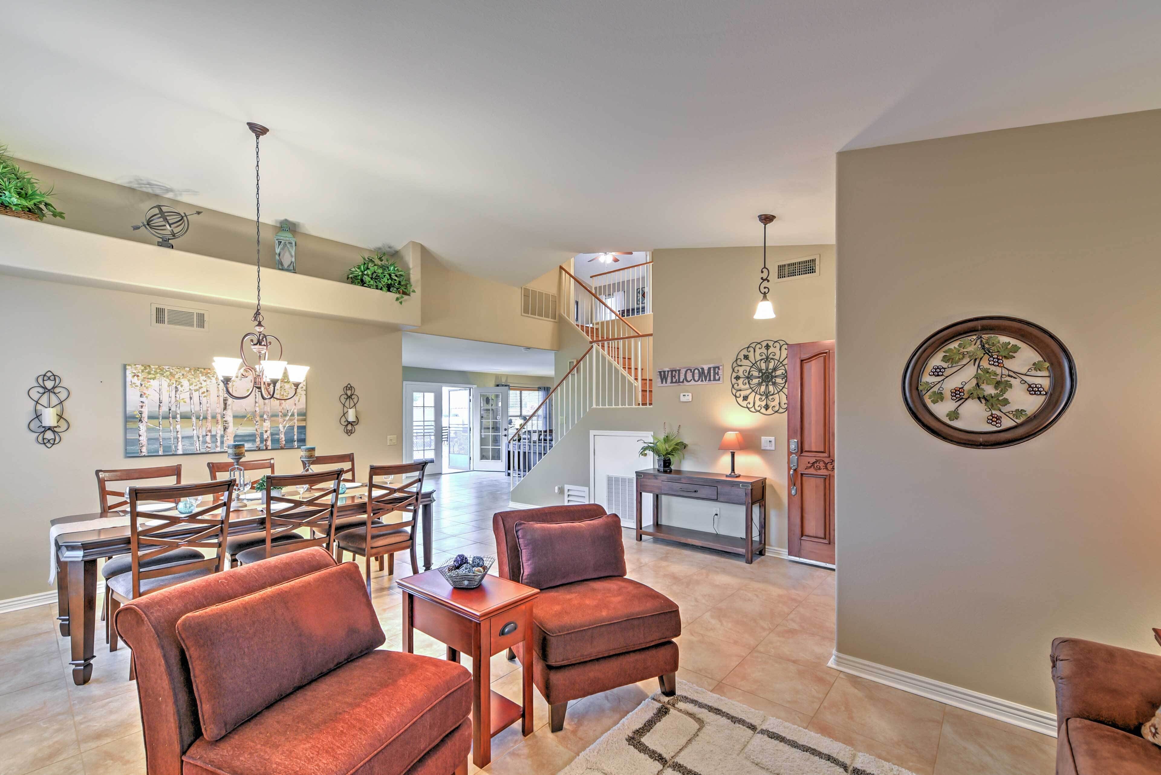 House (4 Bedrooms) | Interior