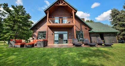 Cabin w/ Gradual Slope to Sandy Bottom Swimming!