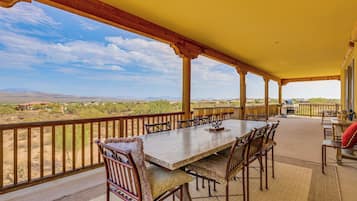 House (3 Bedrooms) | Front of property