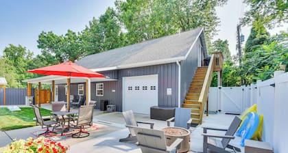 Benton Harbor Apt w/ Balcony + Fire Pit