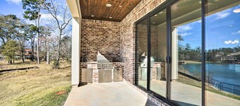 Modern Lake Conroe Escape w/ Grill & Boat Slip!