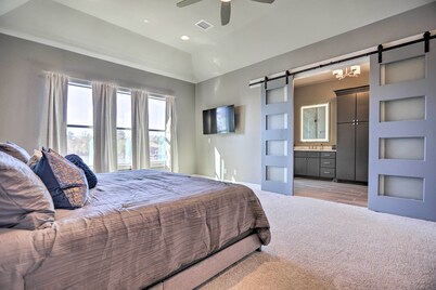 Modern Lake Conroe Escape w/ Grill & Boat Slip!