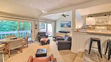 Apartment (3 Bedrooms) | Front of property