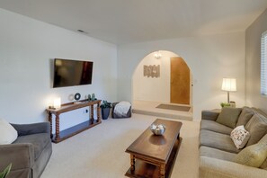 House (3 Bedrooms) | Interior - Country Club Home: 18 Mi to Arizona Snowbowl! (Flagstaff)