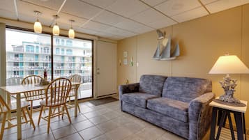 Apartment (1 Bedroom) | Depan hartanah