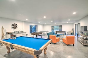 Casa (Multiple Bedrooms) | Interior