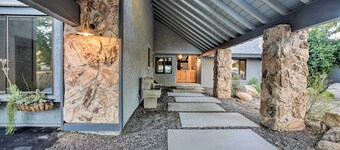 Family Retreat - Private Tennis Court & Game Room