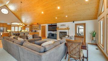 Rumah (Multiple Bedrooms) | Interior