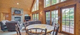 Lakefront Wisconsin Cabin With Boat Dock!
