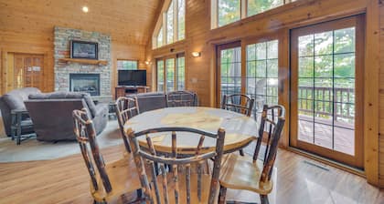 Lakefront Wisconsin Cabin With Boat Dock!