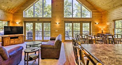 Lakefront Wisconsin Cabin With Boat Dock!