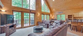 Lakefront Wisconsin Cabin With Boat Dock!