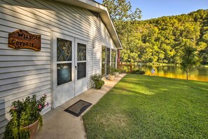 Cottage (2 Bedrooms) | Interior