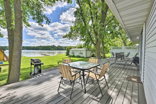 Sunrise Bay w/ Lake Access: Families Welcome!