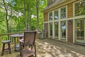 Interior - Luxe Lodge Near Smoky Mountains: Views & Hot Tub! (Waynesville)