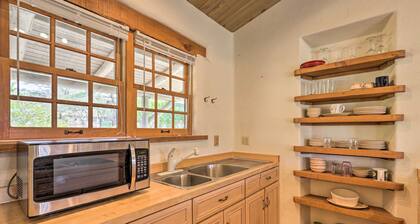 Thumb Butte Views + Near Hiking: Prescott Studio