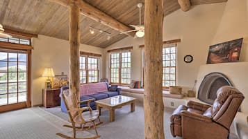 Apartment (0 Bedroom) | Interior