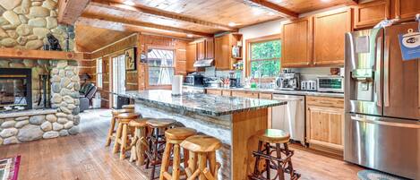 House (Multiple Bedrooms) | Bahagian dalam