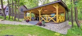 Custom-built Clarklake Cabin: Sauna & Cold Plunge!