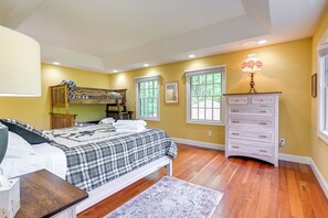 House (Multiple Bedrooms) | Interior