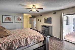 House (3 Bedrooms) | Interior - Private Pool & Hot Tub: Havasu Getaway! (Lake Havasu City)