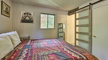 House (1 Bedroom) | Interior