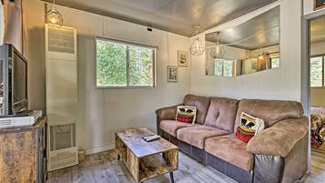 House (1 Bedroom) | Interior