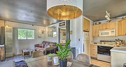 Direct Beach Access: Grand Lake Cabin w/ Deck!