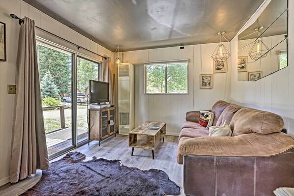 House (1 Bedroom) | Interior - Direct Beach Access: Grand Lake Cabin w/ Deck! (Grand Lake)