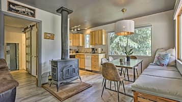 House (1 Bedroom) | Front of property