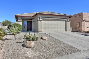 House (3 Bedrooms) | Interior - Gold Canyon Retreat w/ Fire Pit, Grill & Mtn Views (Gold Canyon)