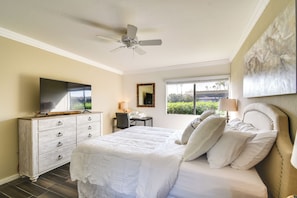 Interior - Near Fashion Square & Old Town: Scottsdale Condo! (Scottsdale)