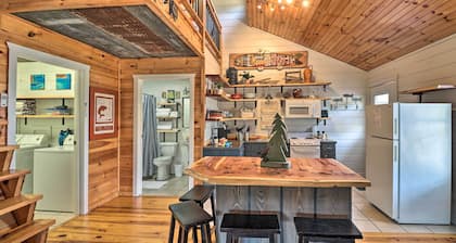 Cheery Pet-friendly Studio w/ Shared Fire Pit