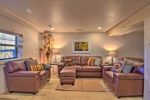 House (2 Bedrooms) | Interior - Luxury Pearcy Cabin w/ 5 Private Acres + Hot Tub! (Pearcy)