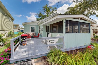 甲板和印第安河湾景观:海滨小屋