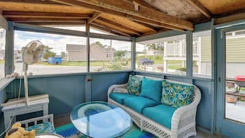 Cottage (2 Bedrooms) | Interior