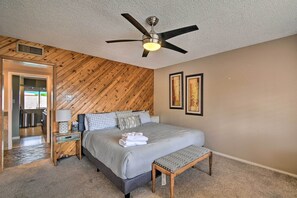 House (4 Bedrooms) | Interior - Hot Tub, Heated Pool & More! Relaxing Phoenix Home (Phoenix)
