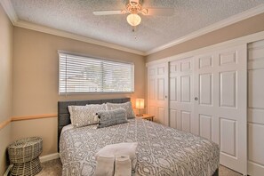 House (4 Bedrooms) | Interior - Relaxing Phoenix House w/ Hot Tub & Heated Pool! (Phoenix)