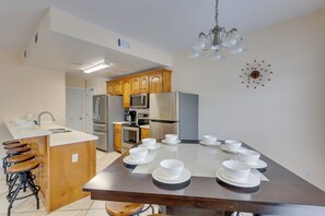 Interior - Orange Beach Family Duplex w/ Deck < 1 Mi to Shore (Orange Beach)