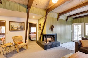 House (4 Bedrooms) | Interior - Quaint + Rustic A-frame < 5 Mi to Plumas-eureka! (Blairsden-Graeagle)