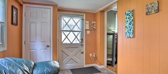 Suburban Home w/ Backyard Patio < 7 Miles to Dtwn!