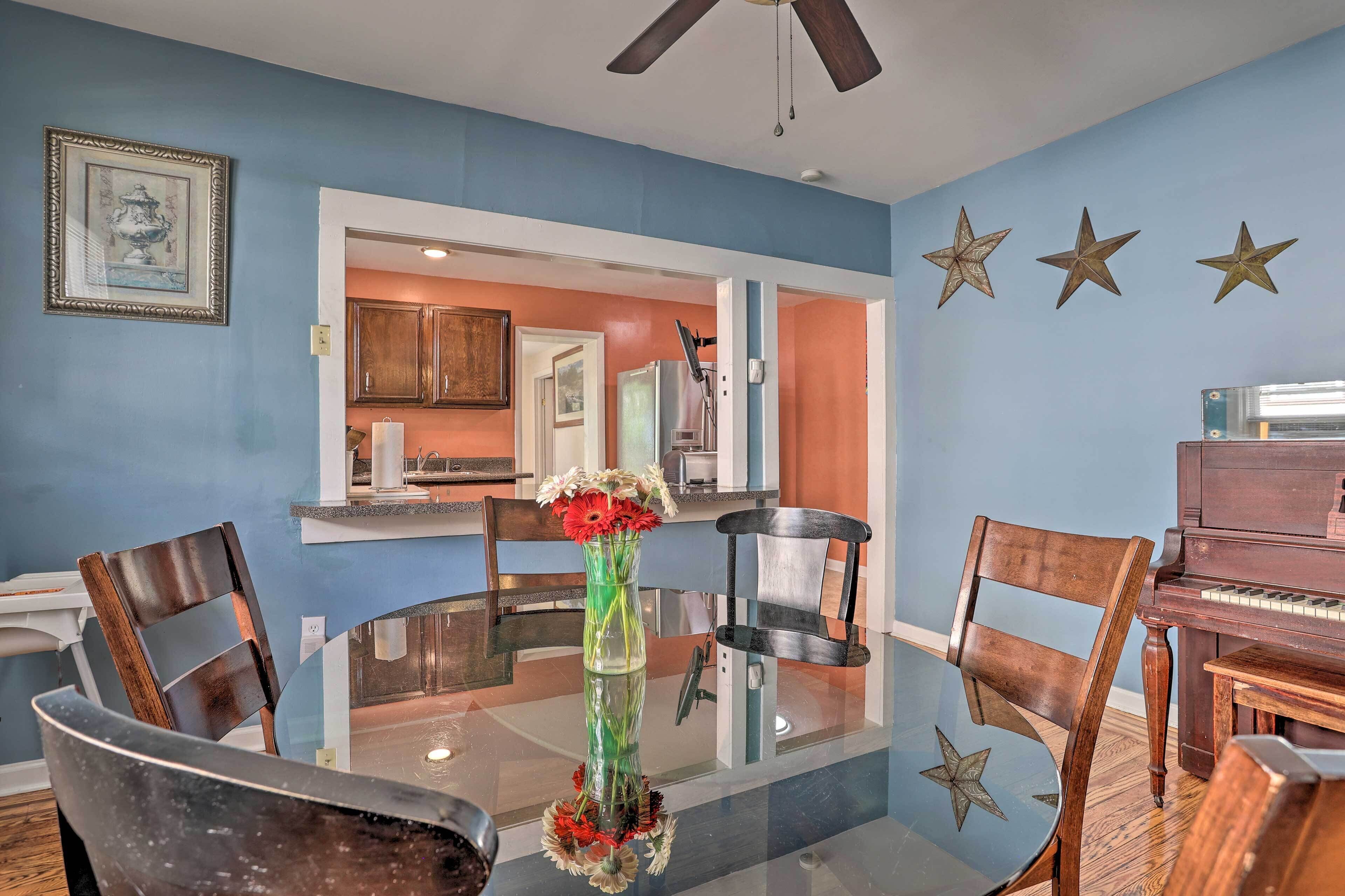 House (3 Bedrooms) | Interior